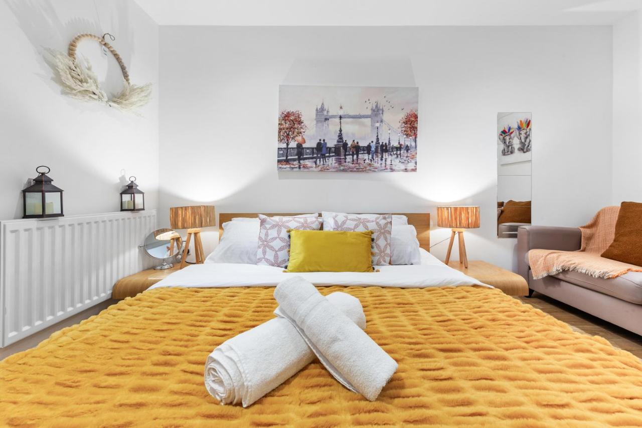 Lavish 3 Bedroom Flat In Mayfair London Hy4 Zewnętrze zdjęcie